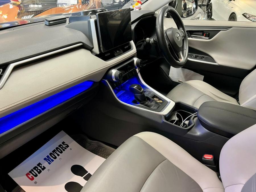 RAV4 Deluxe - Image 4